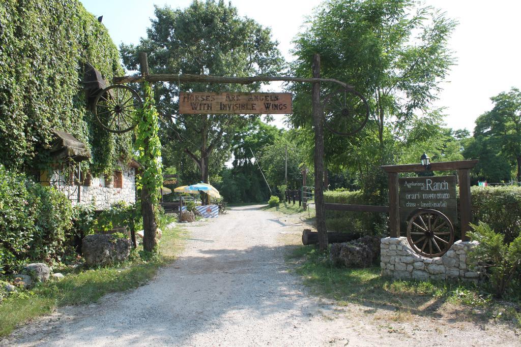 Agriturismo Al Ranch Castello d'Aviano Exterior photo